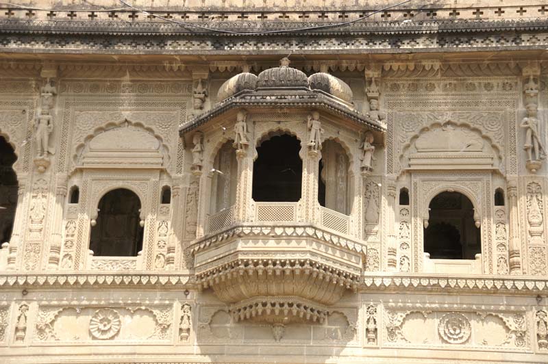 13-maheshwar12