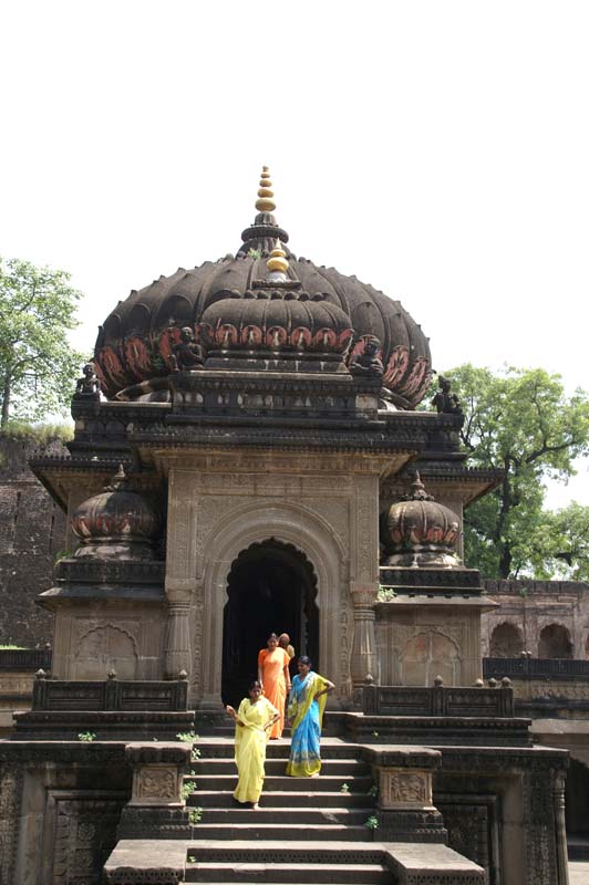 13-maheshwar15